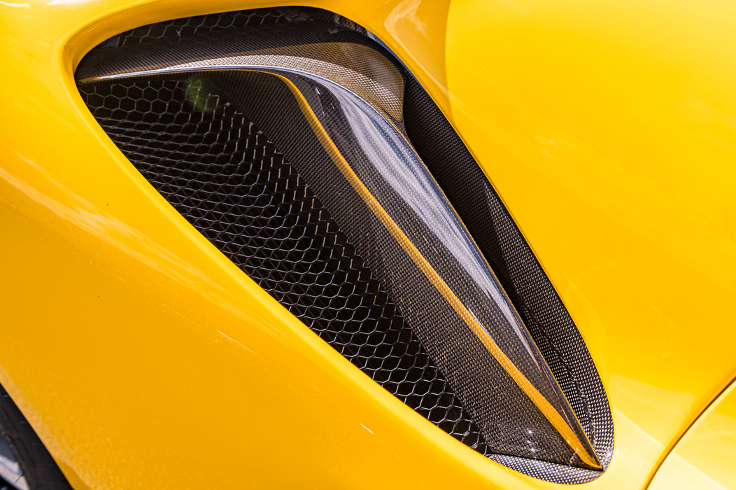 SF90 Exterior Carbon fiber air intake splitters