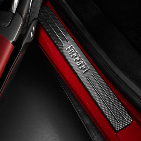 488 Pista Spider Carbon Fiber Kickplate