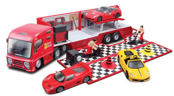 Bburago 1:43 Ferrari Race Hauler and Trailer Set