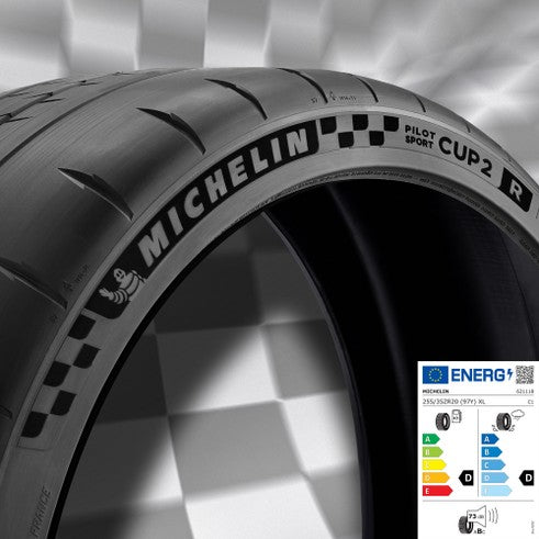 SF90 Spider Performance Tires